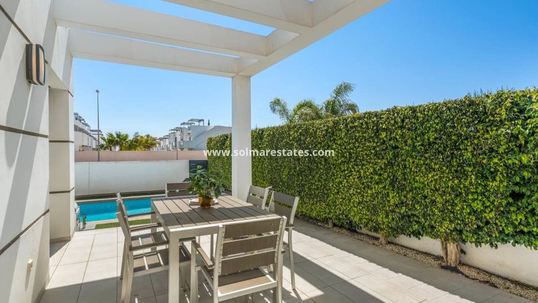 3 quarto Moradia para venda em Ciudad Quesada com piscina - 499 000 € (Ref: 9805410)