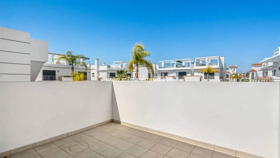 3 quarto Moradia para venda em Ciudad Quesada com piscina - 499 000 € (Ref: 9805410)