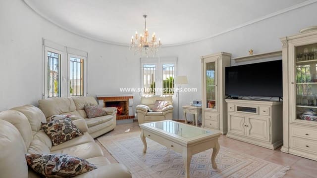 2 slaapkamer Villa te koop in Ciudad Quesada, Rojales met zwembad - € 345.000 (Ref: 9805411)