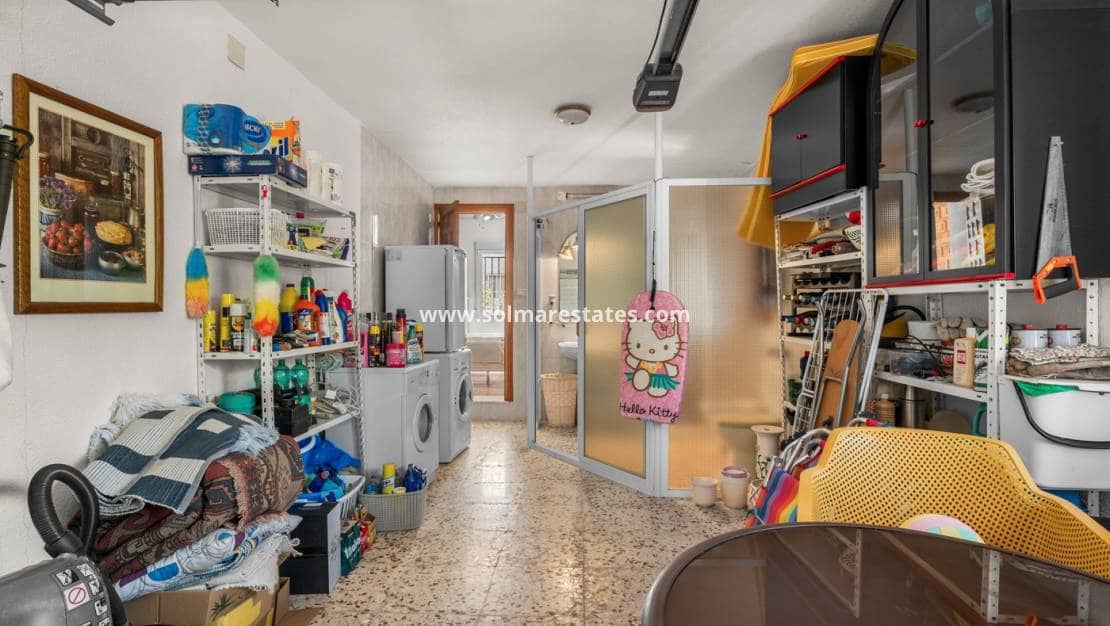 2 slaapkamer Villa te koop in Ciudad Quesada met zwembad - € 345.000 (Ref: 9805411)