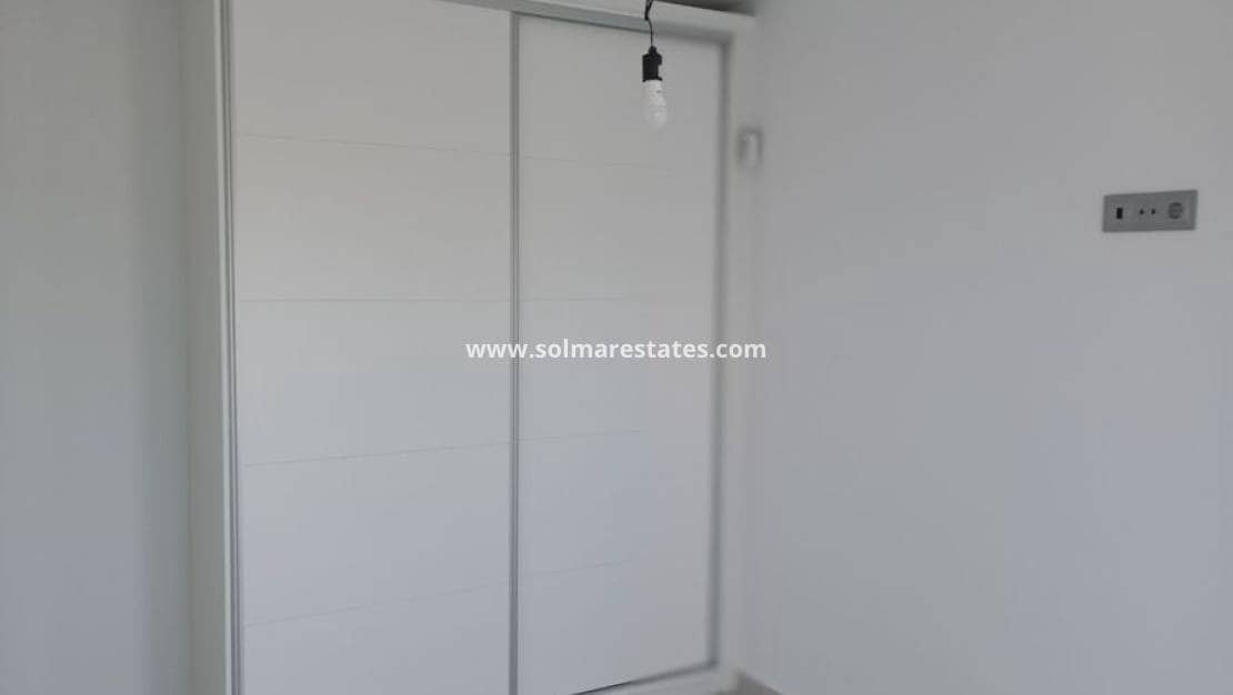 3 bedroom Villa for sale in Daya Vieja with pool - € 295,000 (Ref: 9805413)