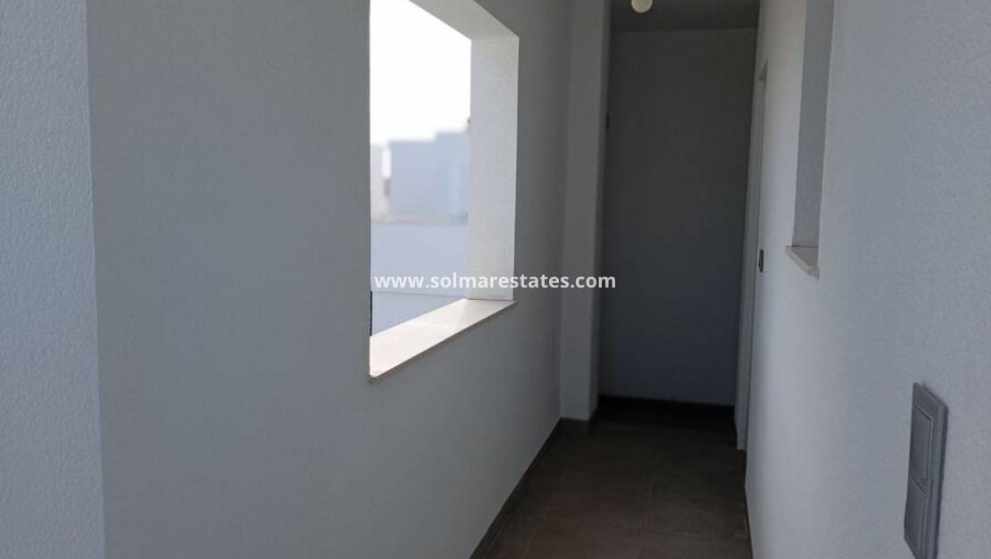 3 bedroom Villa for sale in Daya Vieja with pool - € 295,000 (Ref: 9805413)