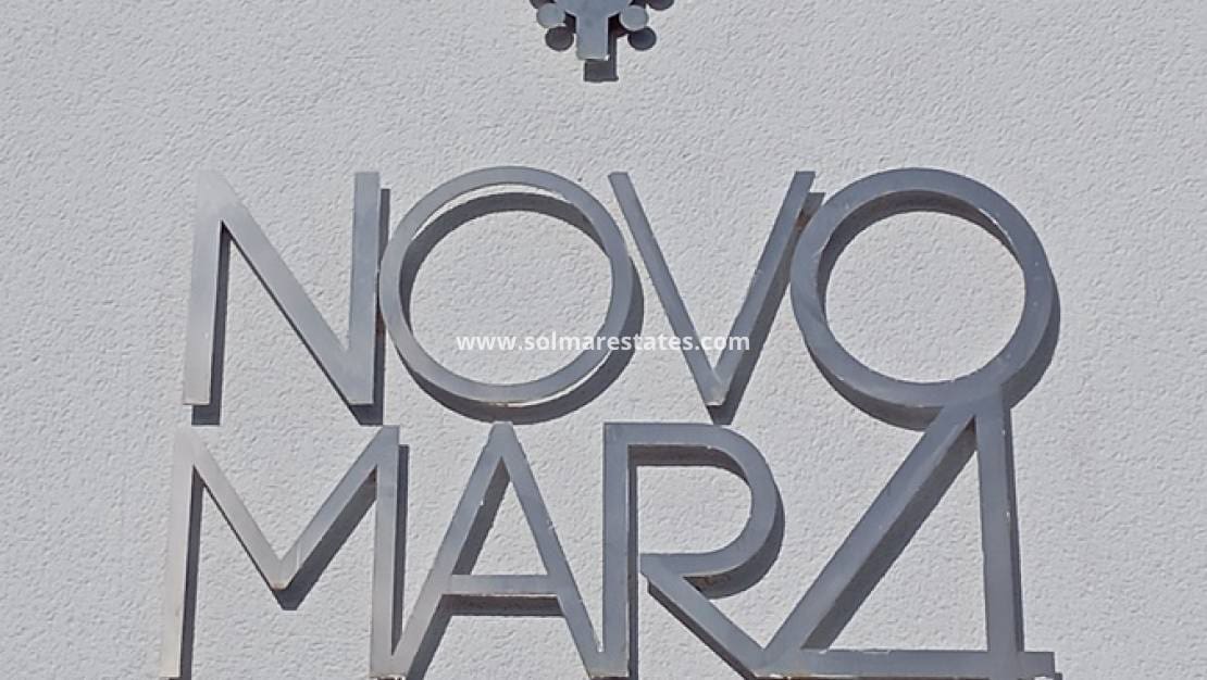 3 bedroom Villa for sale in Daya Vieja with pool - € 295,000 (Ref: 9805413)