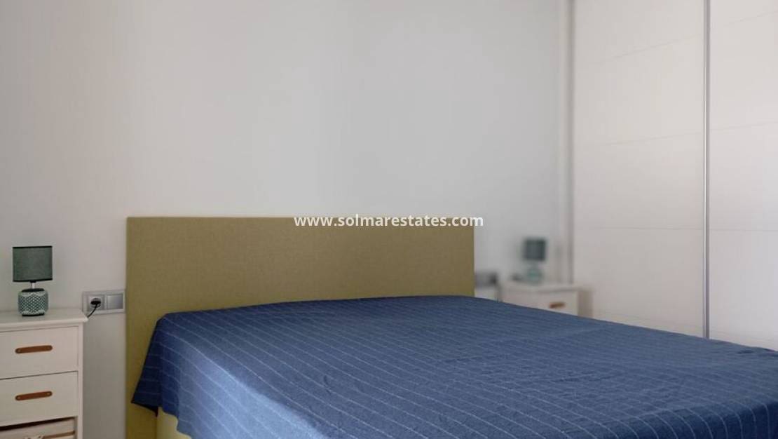 3 bedroom Villa for sale in Daya Vieja with pool - € 295,000 (Ref: 9805413)