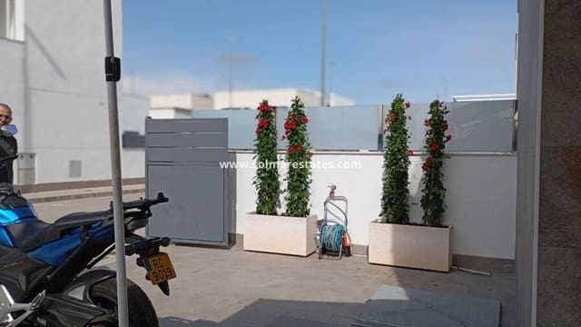 3 bedroom Villa for sale in Daya Vieja with pool - € 295,000 (Ref: 9805413)