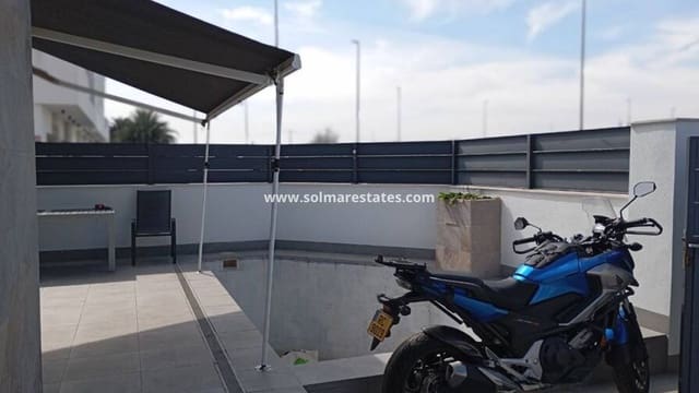 3 bedroom Villa for sale in Daya Vieja with pool - € 295,000 (Ref: 9805413)