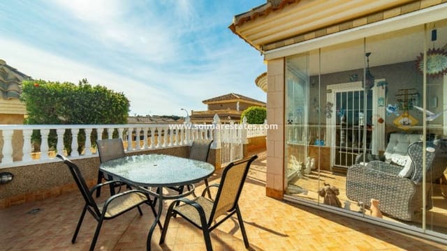 2 slaapkamer Villa te koop in Los Altos met zwembad - € 290.000 (Ref: 9805414)