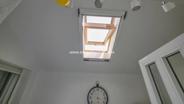 2 bedroom Apartment for sale in Los Montesinos with pool - € 135,000 (Ref: 9805415)