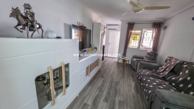 2 quarto Apartamento para venda em Los Montesinos com piscina - 135 000 € (Ref: 9805415)