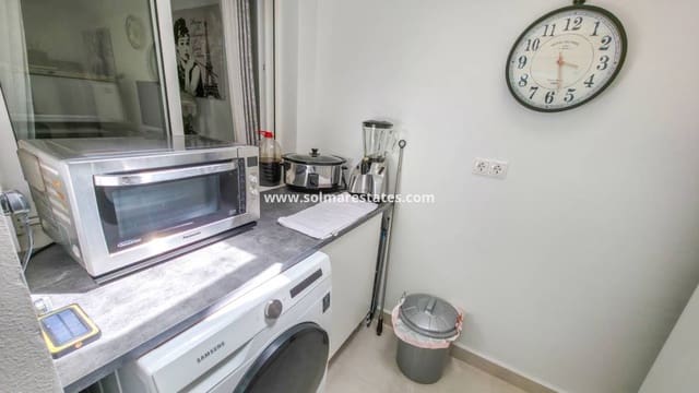 2 bedroom Apartment for sale in Los Montesinos with pool - € 135,000 (Ref: 9805415)