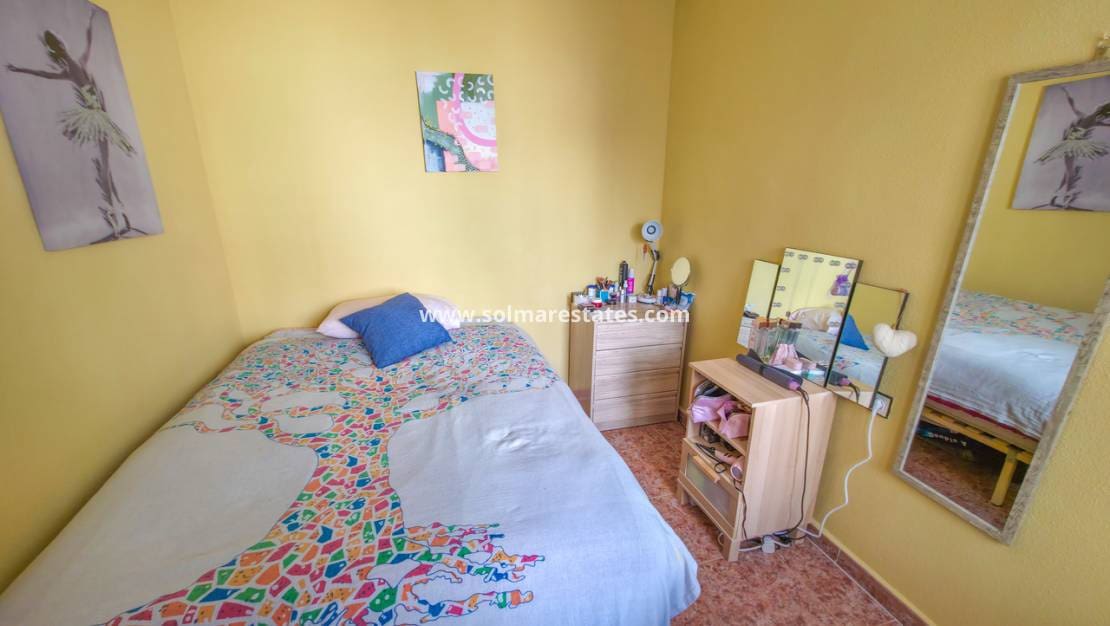 2 quarto Apartamento para venda em Los Montesinos com piscina - 137 500 € (Ref: 9805416)