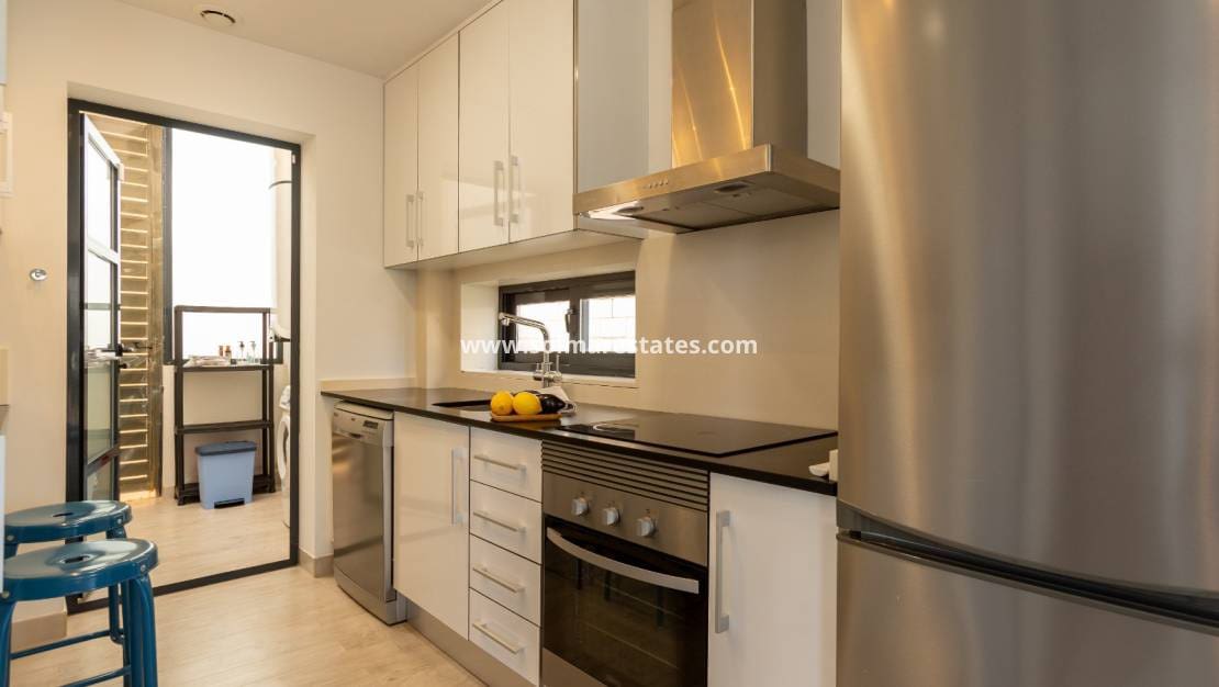 3 chambre Villa/Maison à vendre à Dona Pepa avec piscine - 395 000 € (Ref: 9806961)