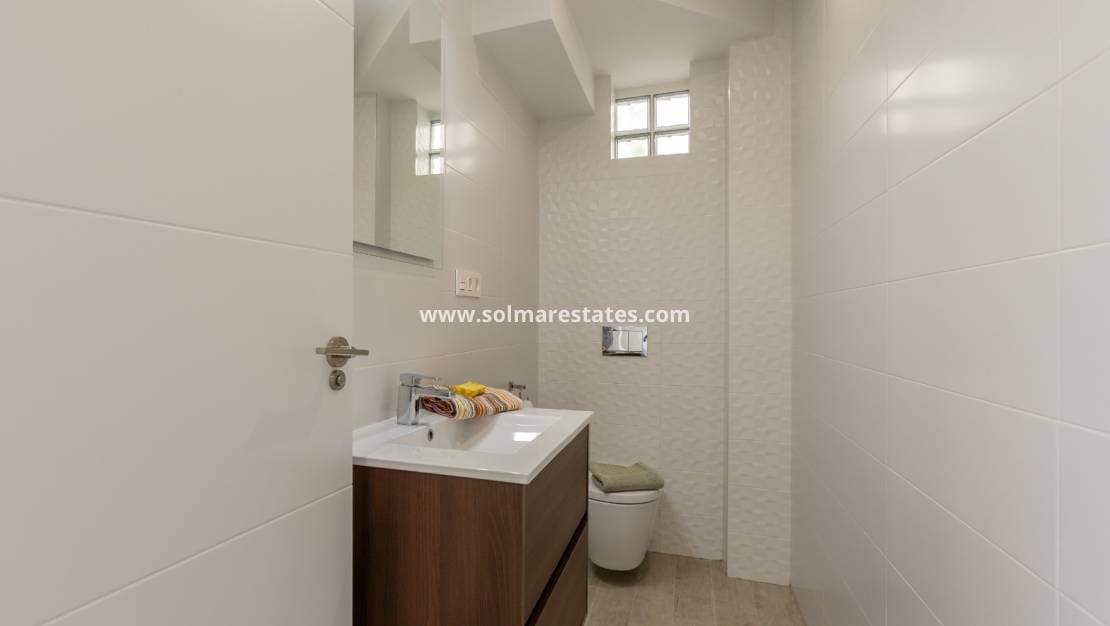 3 chambre Villa/Maison à vendre à Dona Pepa avec piscine - 395 000 € (Ref: 9806961)