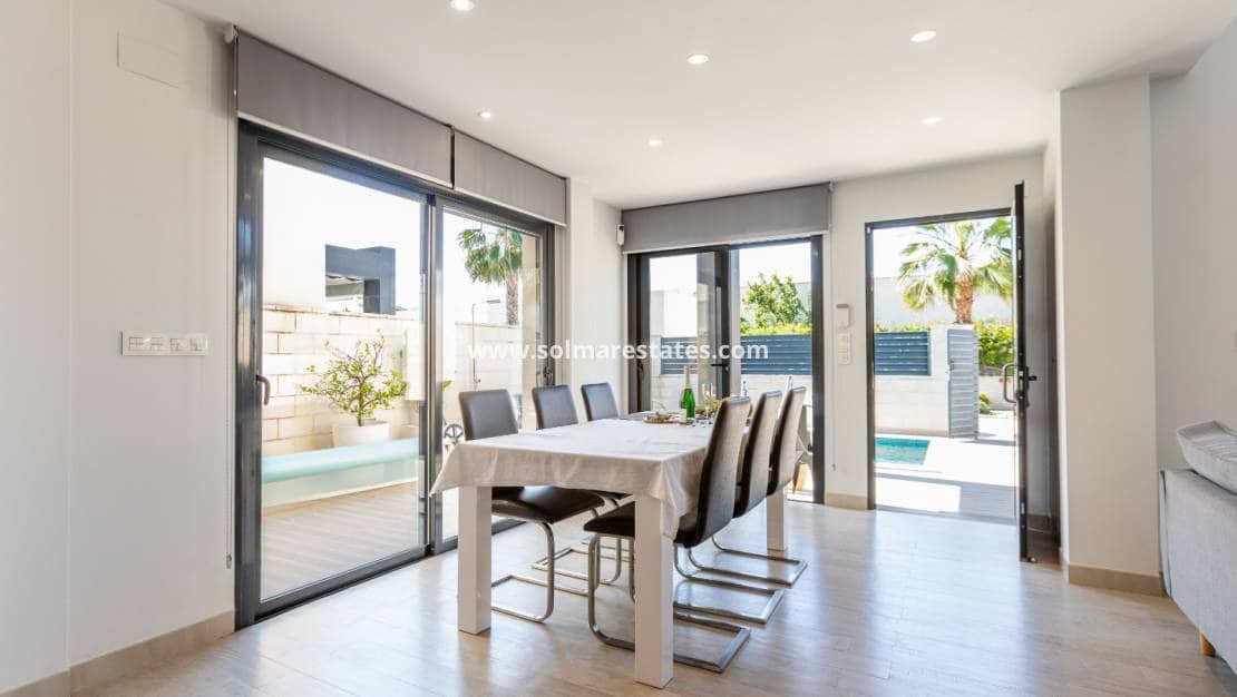 3 chambre Villa/Maison à vendre à Dona Pepa avec piscine - 395 000 € (Ref: 9806961)