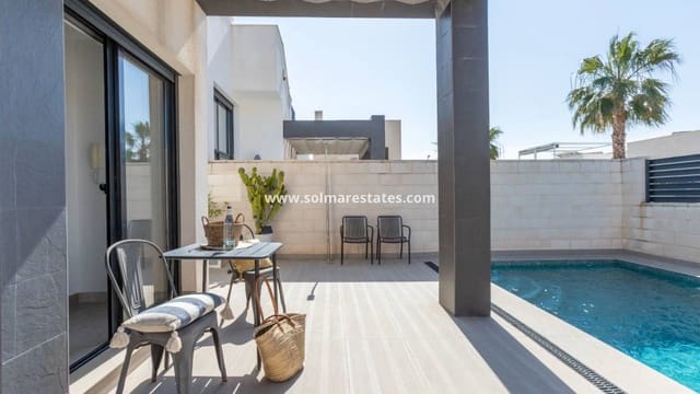 3 chambre Villa/Maison à vendre à Doña Pepa, Rojales avec piscine - 395 000 € (Ref: 9806961)