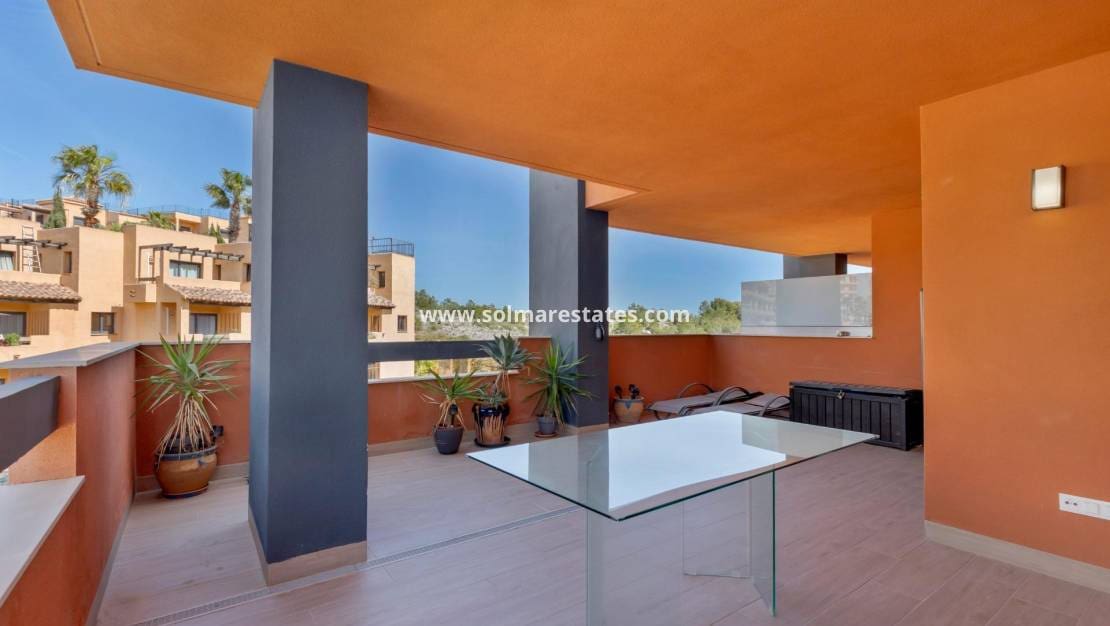 2 sypialnia Apartament na sprzedaż w Villamartin z basenem - 275 000 € (Ref: 9806963)