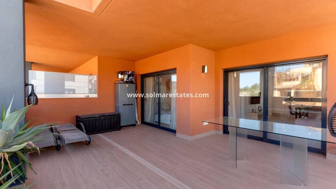 2 sypialnia Apartament na sprzedaż w Villamartin z basenem - 275 000 € (Ref: 9806963)