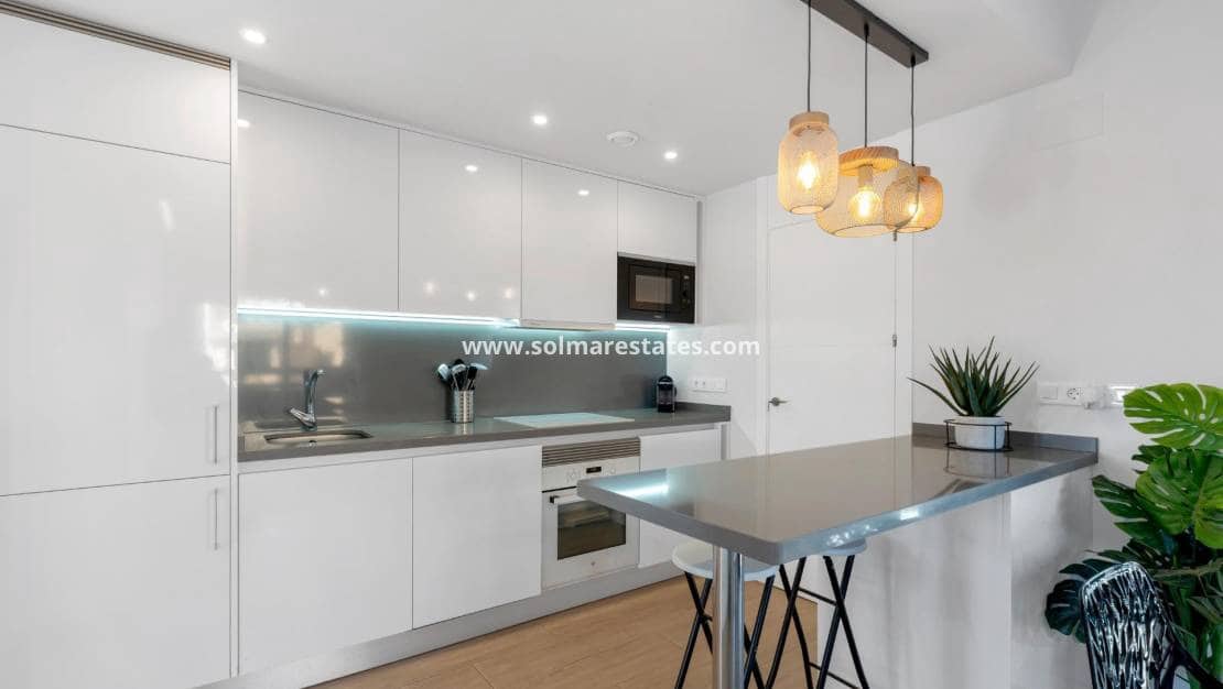 2 sypialnia Apartament na sprzedaż w Villamartin z basenem - 275 000 € (Ref: 9806963)