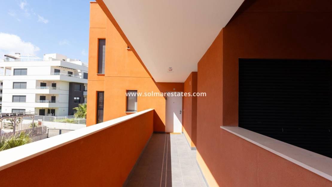 2 sypialnia Apartament na sprzedaż w Villamartin z basenem - 275 000 € (Ref: 9806963)