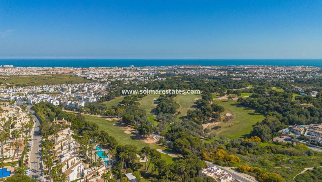 2 sypialnia Apartament na sprzedaż w Villamartin z basenem - 275 000 € (Ref: 9806963)