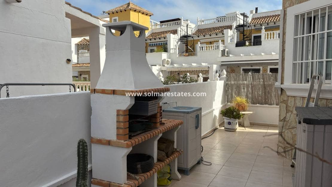 Casa de 3 habitaciones en Algorfa en venta con piscina - 220.000 € (Ref: 9806964)
