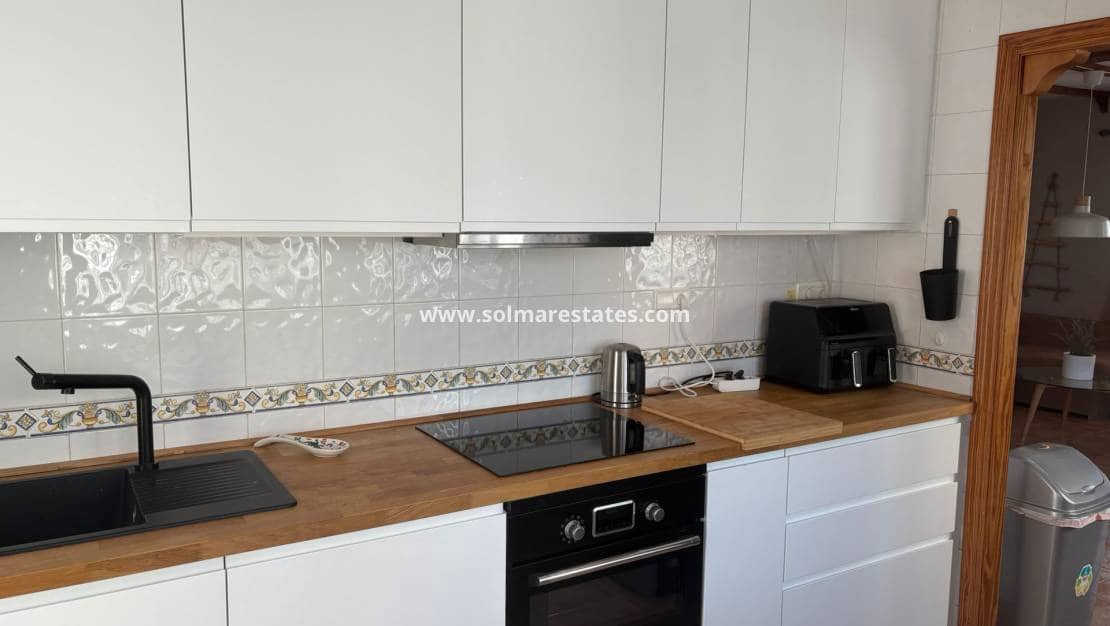 Casa de 3 habitaciones en Algorfa en venta con piscina - 220.000 € (Ref: 9806964)