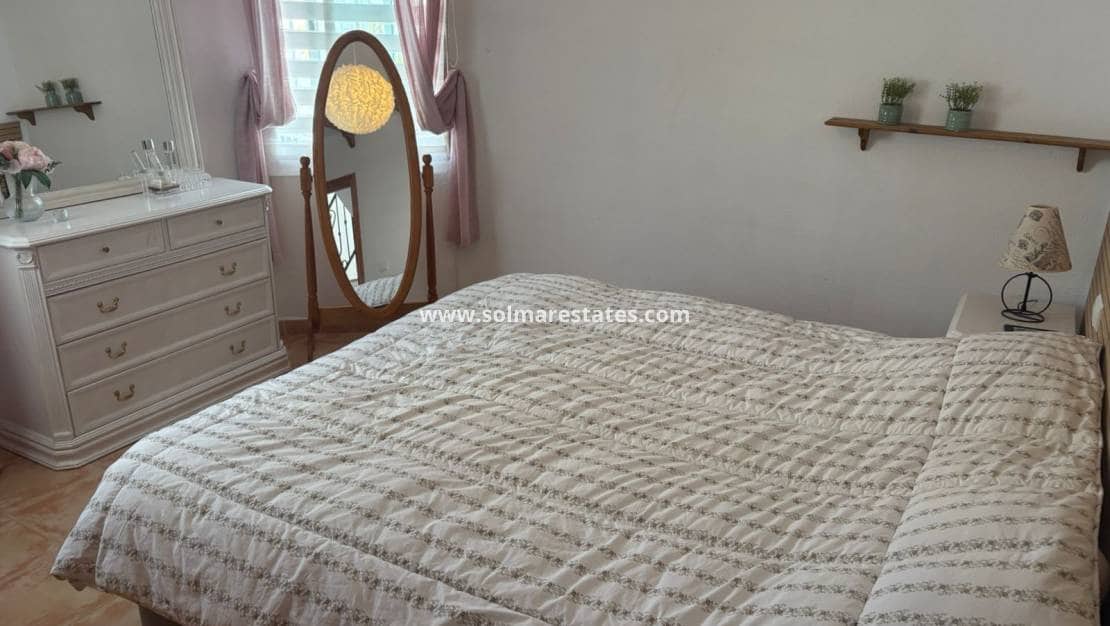 Casa de 3 habitaciones en Algorfa en venta con piscina - 220.000 € (Ref: 9806964)