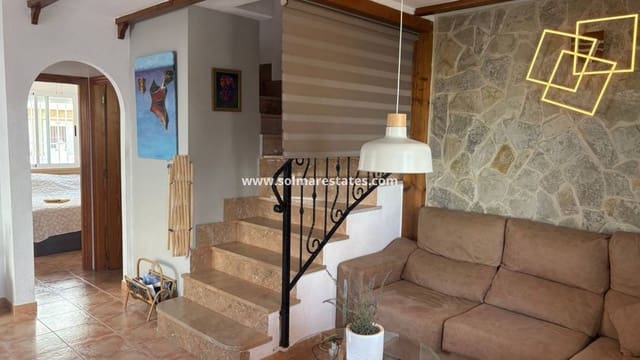 Casa de 3 habitaciones en Algorfa en venta con piscina - 220.000 € (Ref: 9806964)