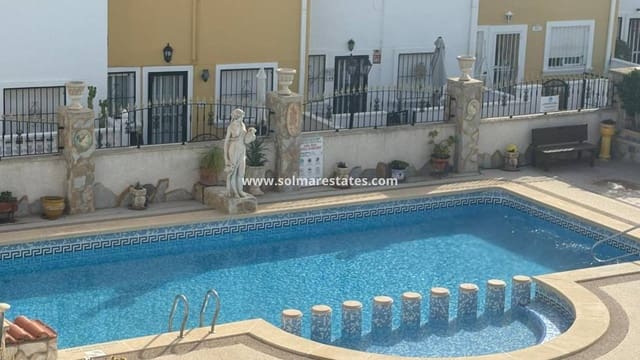 Casa de 3 habitaciones en Algorfa en venta con piscina - 220.000 € (Ref: 9806964)