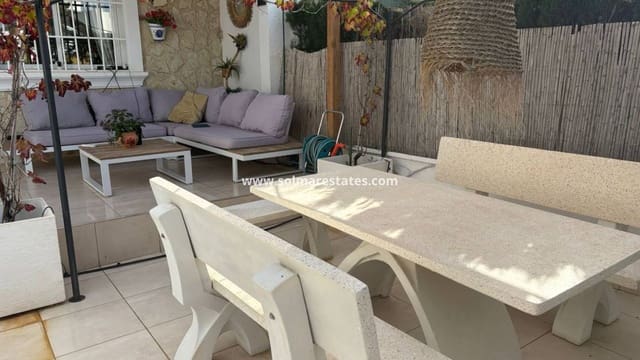 Casa de 3 habitaciones en Algorfa en venta con piscina - 220.000 € (Ref: 9806964)