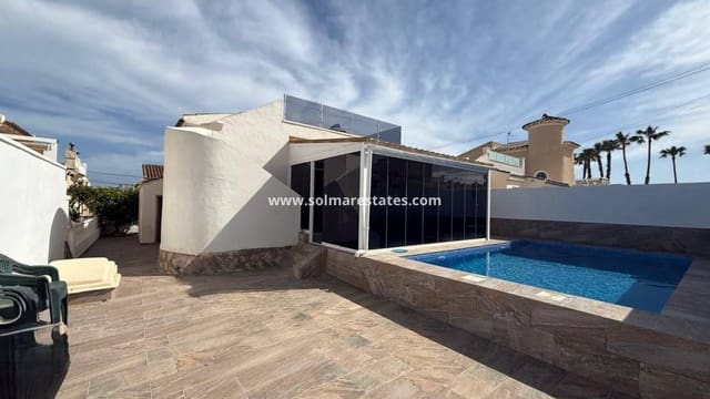 2 Zimmer Villa zu verkaufen in Playa Flamenca, Orihuela mit Pool - 385.000 € (Ref: 9806965)