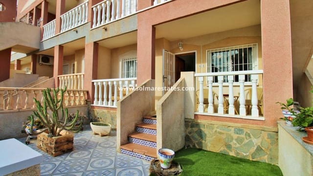 2 soverom Leilighet til salgs i Villamartin, Orihuela med svømmebasseng - € 144 000 (Ref: 9809792)