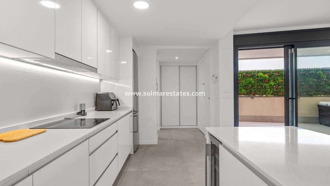 3 sovrum Lägenhet till salu i Campoamor med pool - 349 000 € (Ref: 9814708)