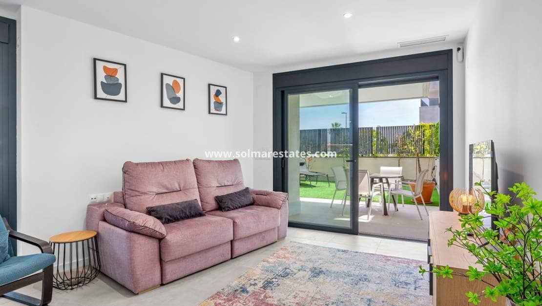 3 sovrum Lägenhet till salu i Campoamor med pool - 349 000 € (Ref: 9814708)