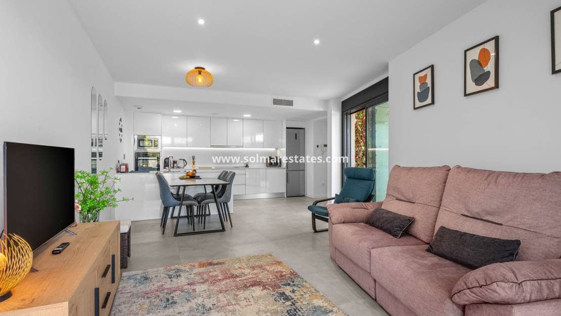 3 sovrum Lägenhet till salu i Campoamor med pool - 349 000 € (Ref: 9814708)