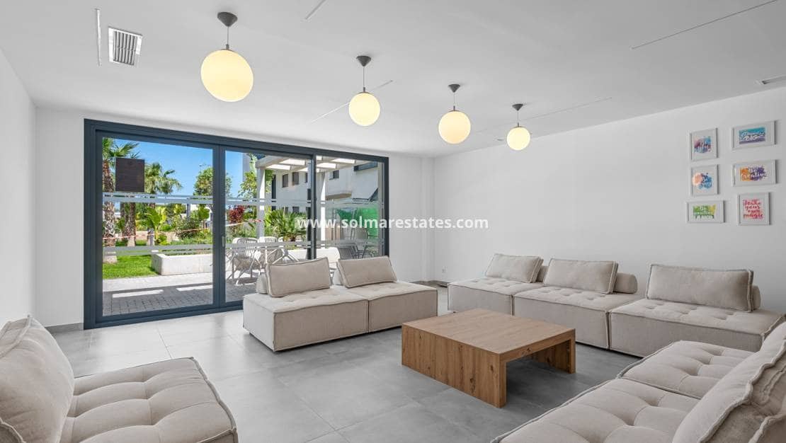 3 sovrum Lägenhet till salu i Campoamor med pool - 349 000 € (Ref: 9814708)