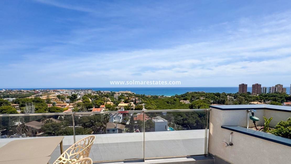 3 soveværelse Lejlighed til salg i Campoamor med swimmingpool - € 349.000 (Ref: 9814708)