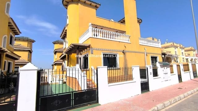 2 slaapkamer Halfvrijstaande villa te koop in Ciudad Quesada, Rojales met zwembad - € 229.950 (Ref: 9814709)