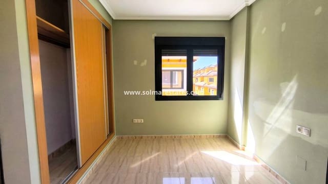 2 slaapkamer Halfvrijstaande villa te koop in Ciudad Quesada, Rojales met zwembad - € 229.950 (Ref: 9814709)
