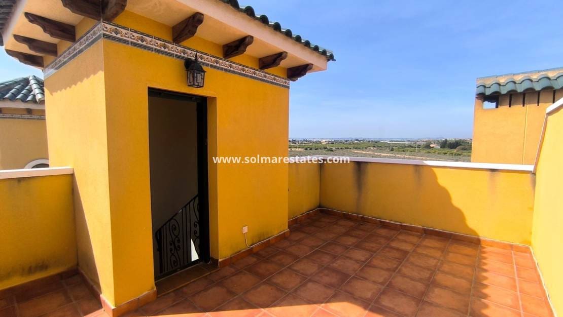 3 slaapkamer Halfvrijstaande villa te koop in Ciudad Quesada met zwembad - € 249.950 (Ref: 9814710)