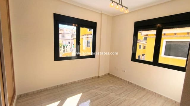 3 slaapkamer Halfvrijstaande villa te koop in Ciudad Quesada, Rojales met zwembad - € 249.950 (Ref: 9814710)