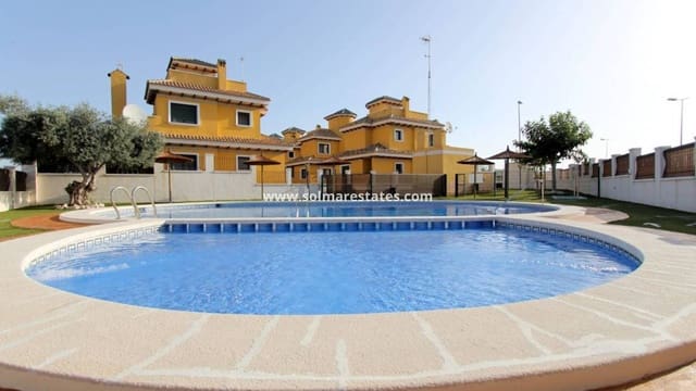 3 slaapkamer Halfvrijstaande villa te koop in Ciudad Quesada, Rojales met zwembad - € 249.950 (Ref: 9814710)
