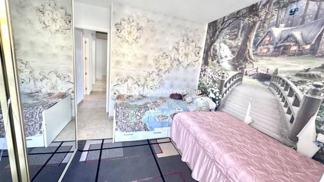 3 chambre Villa/Maison Mitoyenne à vendre à Playa Flamenca, Orihuela avec piscine - 210 000 € (Ref: 9814711)