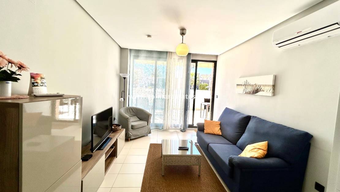 2 soverom Leilighet til salgs i Villamartin med svømmebasseng - € 235 000 (Ref: 9816241)