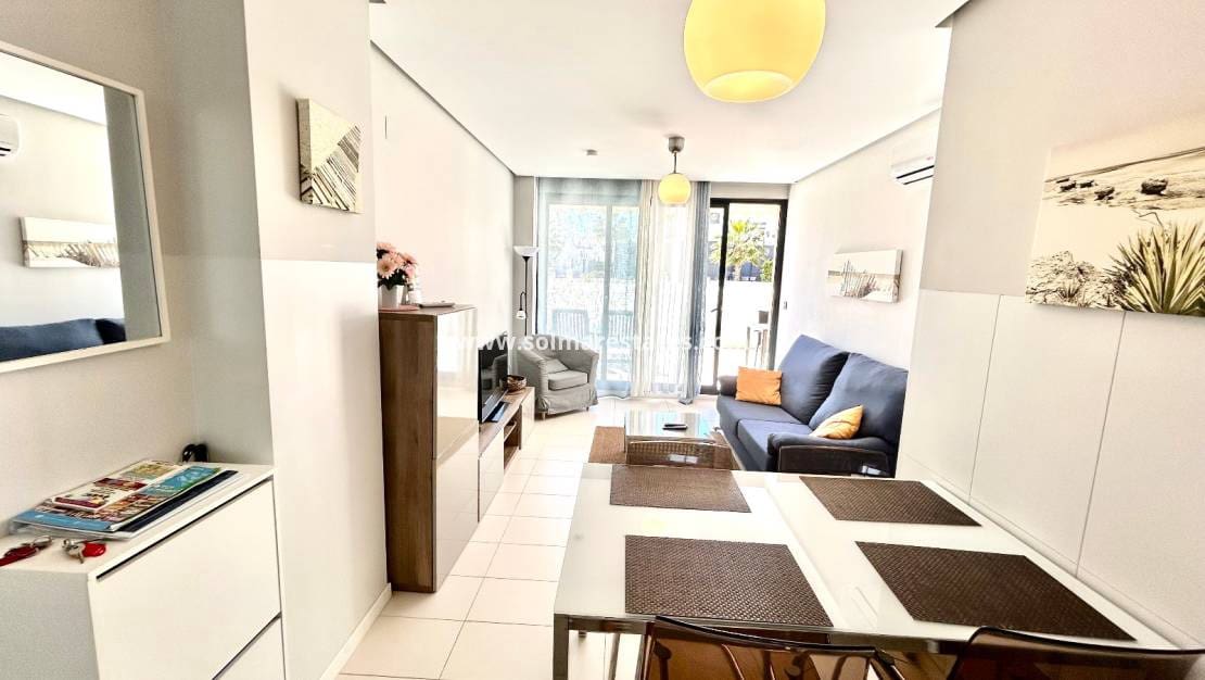 2 soverom Leilighet til salgs i Villamartin med svømmebasseng - € 235 000 (Ref: 9816241)