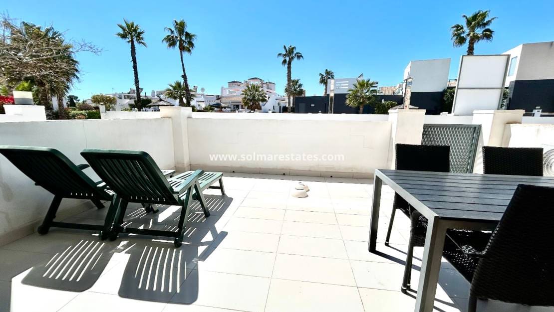 2 soverom Leilighet til salgs i Villamartin med svømmebasseng - € 235 000 (Ref: 9816241)