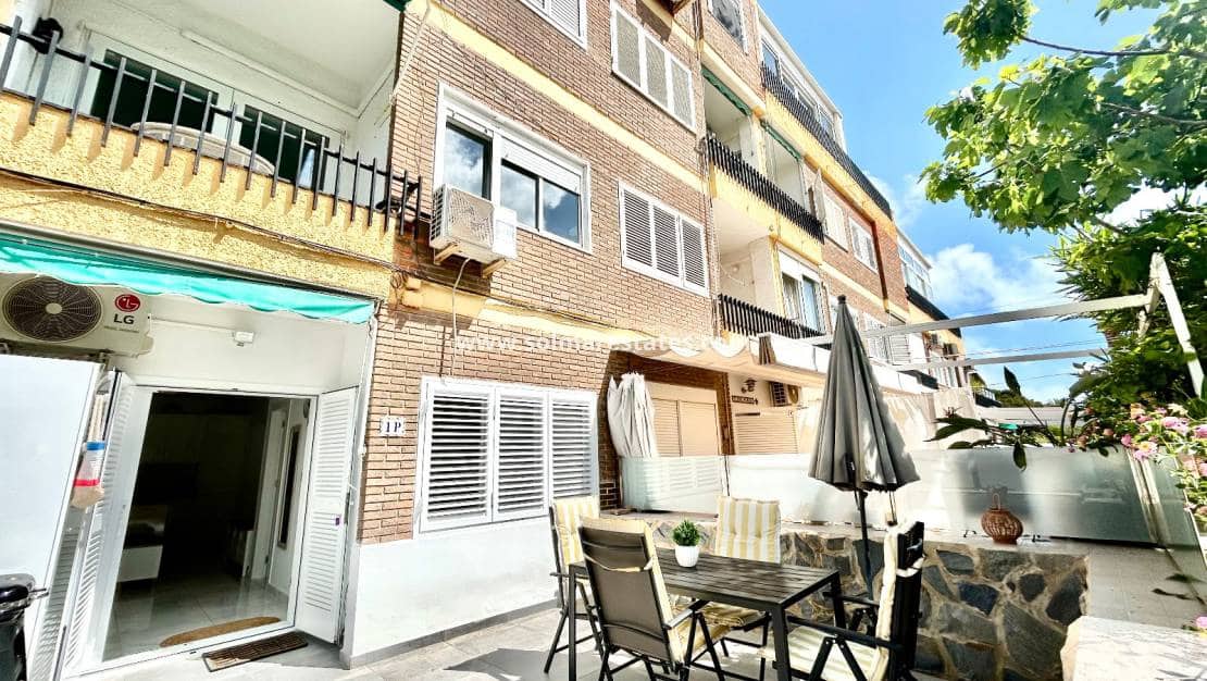 2 soveværelse Lejlighed til salg i La Zenia - € 189.900 (Ref: 9816242)