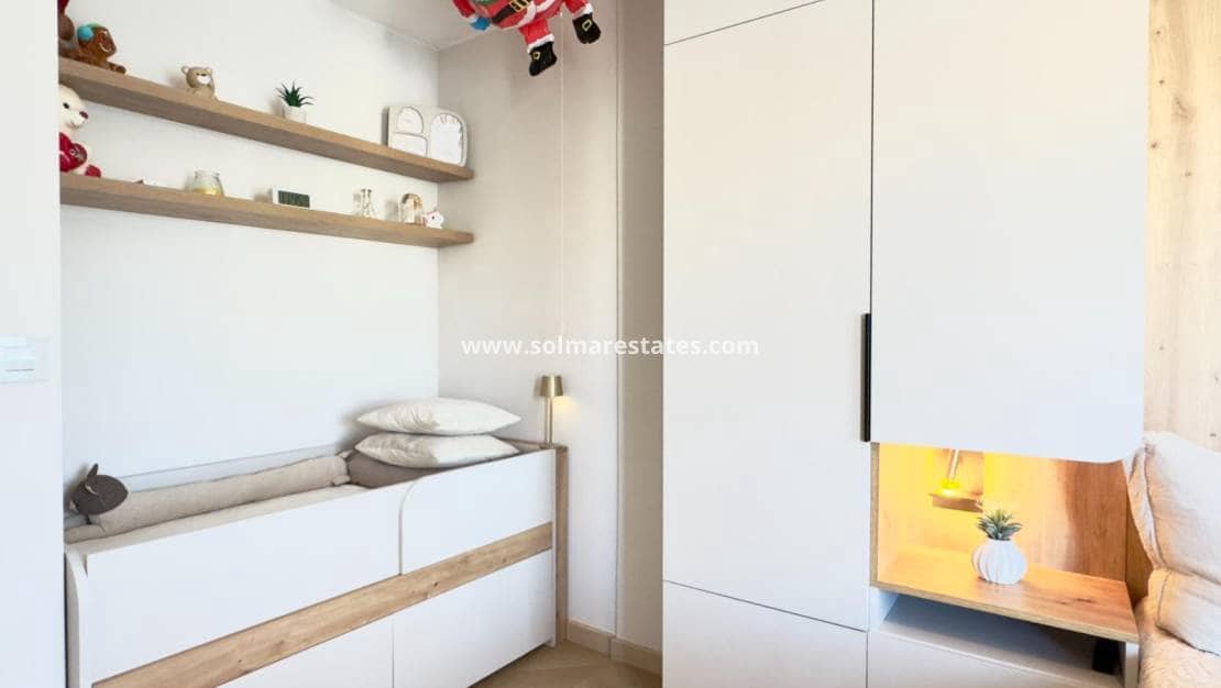 3 sypialnia Dom blizniak na sprzedaż w Ciudad Quesada z basenem - 260 000 € (Ref: 9816244)