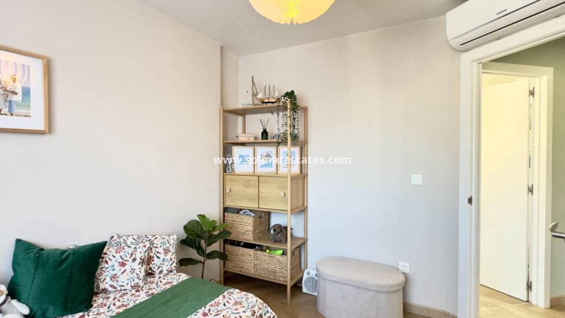 3 sypialnia Dom blizniak na sprzedaż w Ciudad Quesada z basenem - 260 000 € (Ref: 9816244)