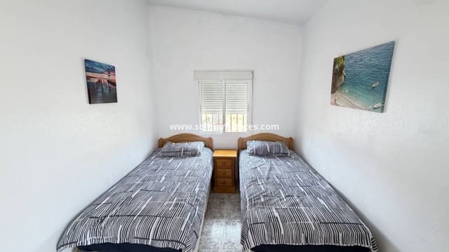 4 slaapkamer Villa te koop in Villamartin, Orihuela met zwembad - € 385.000 (Ref: 9816371)